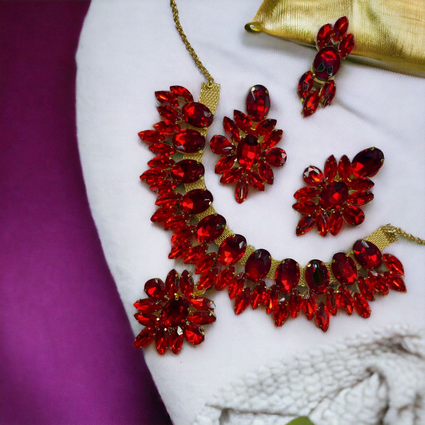 Glass Stone necklace set with earrings and adjustable fingerring Red Color