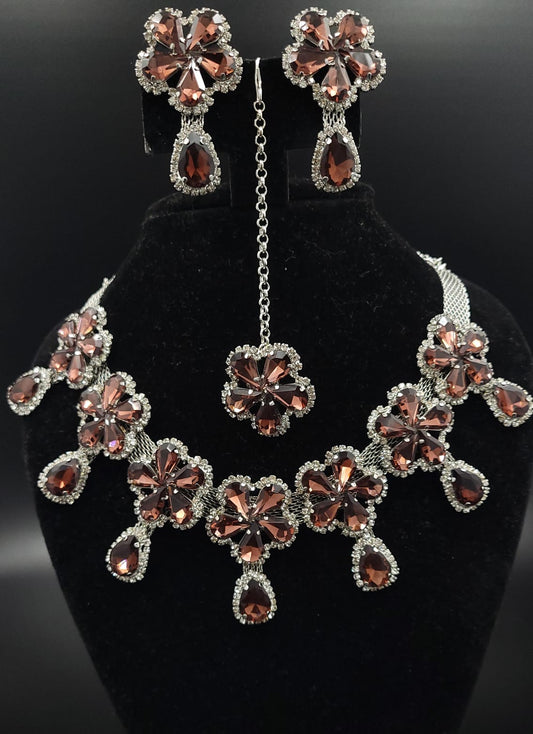 Glass stone CZ Necklace Earrings Mangtika set wine color