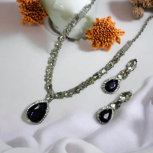 Glass Stone Pendant Set With Earrings Purple Color