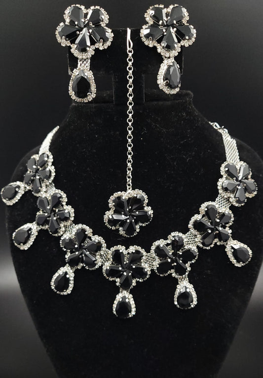 Glass stone CZ Necklace Earrings Mangtika set black color